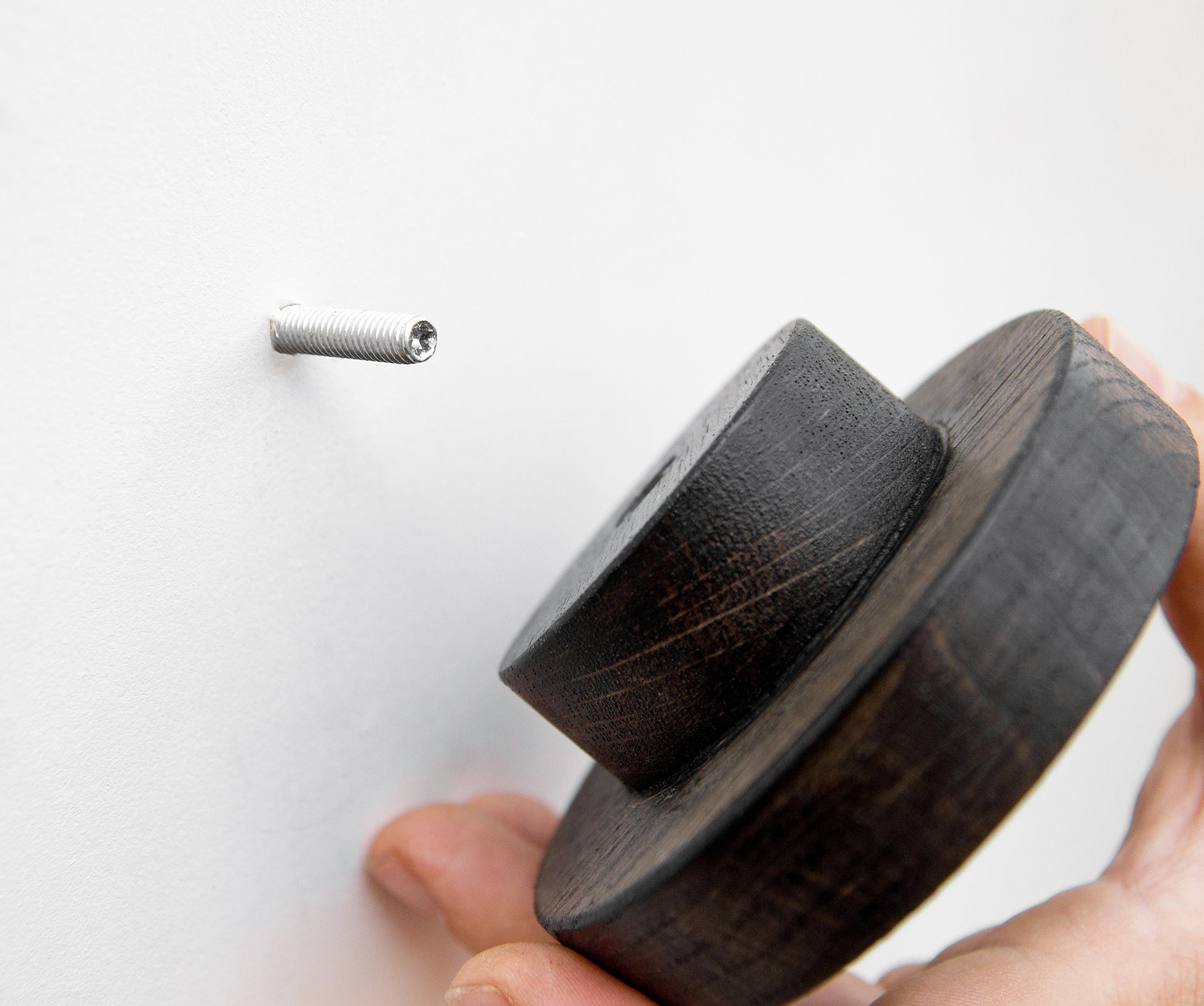 round wood wall hook